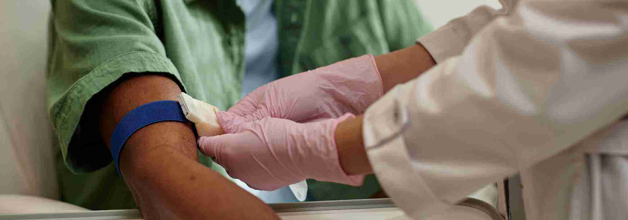 How much does a private blood test cost in the UK?